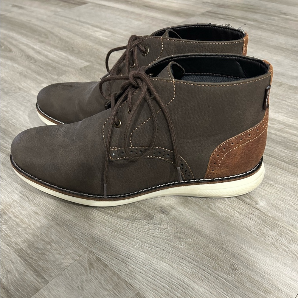 Bass Men’s Leather Oxford Boots
